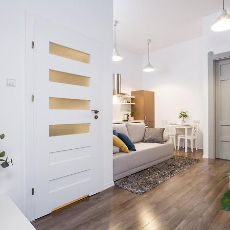 Main Station - 8 Rakowicka Street Apartment Krakow Luaran gambar