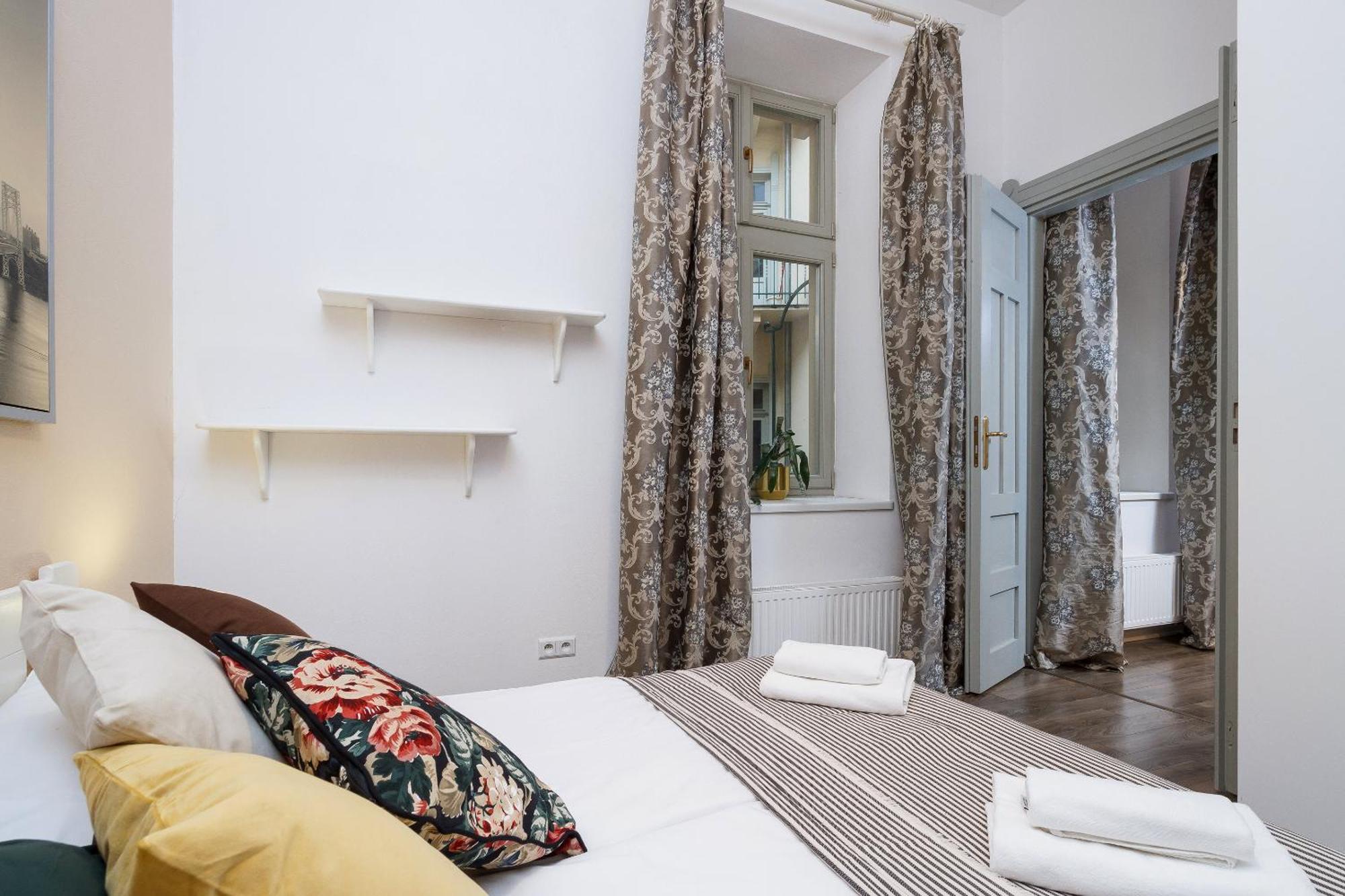 Main Station - 8 Rakowicka Street Apartment Krakow Luaran gambar