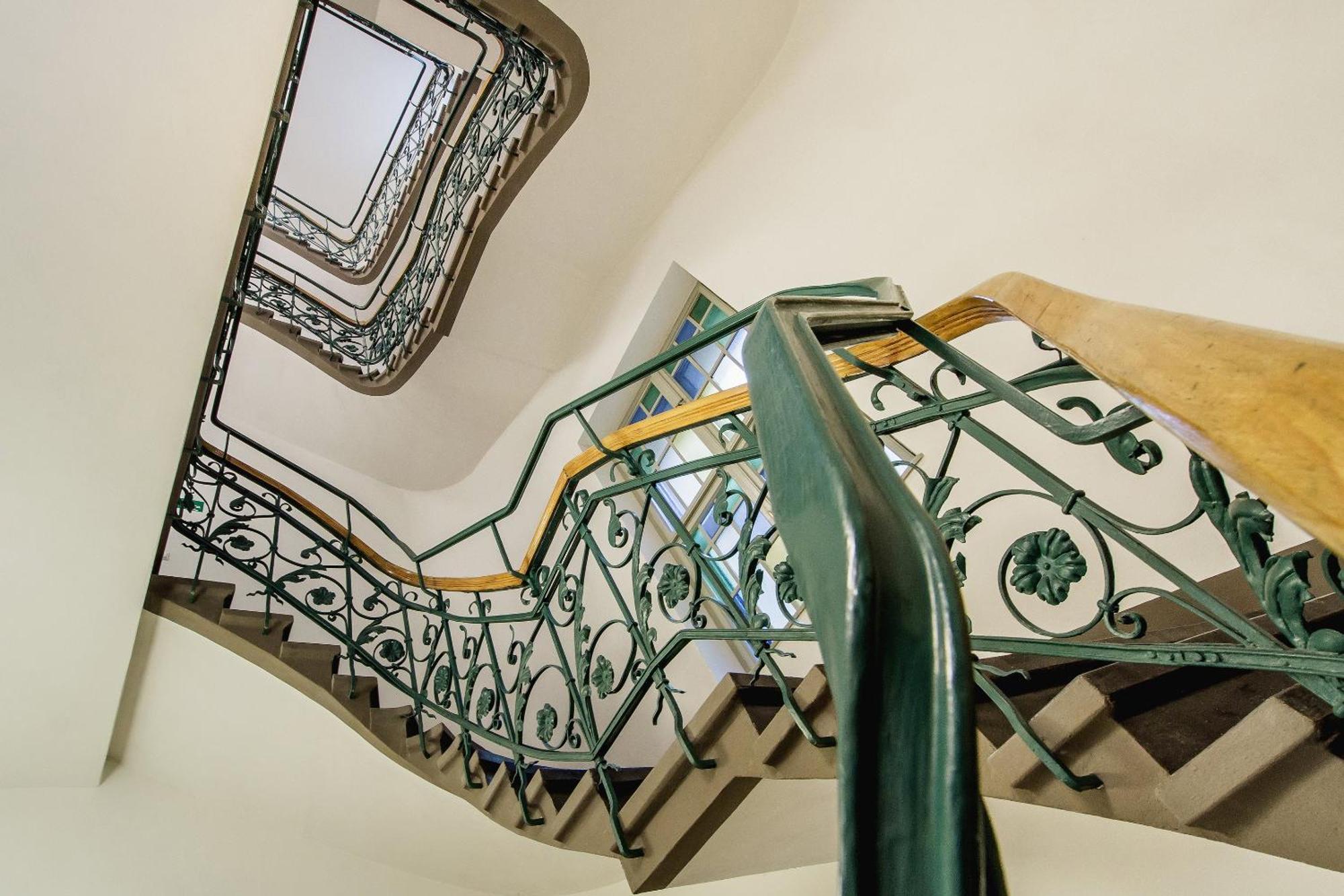 Main Station - 8 Rakowicka Street Apartment Krakow Luaran gambar